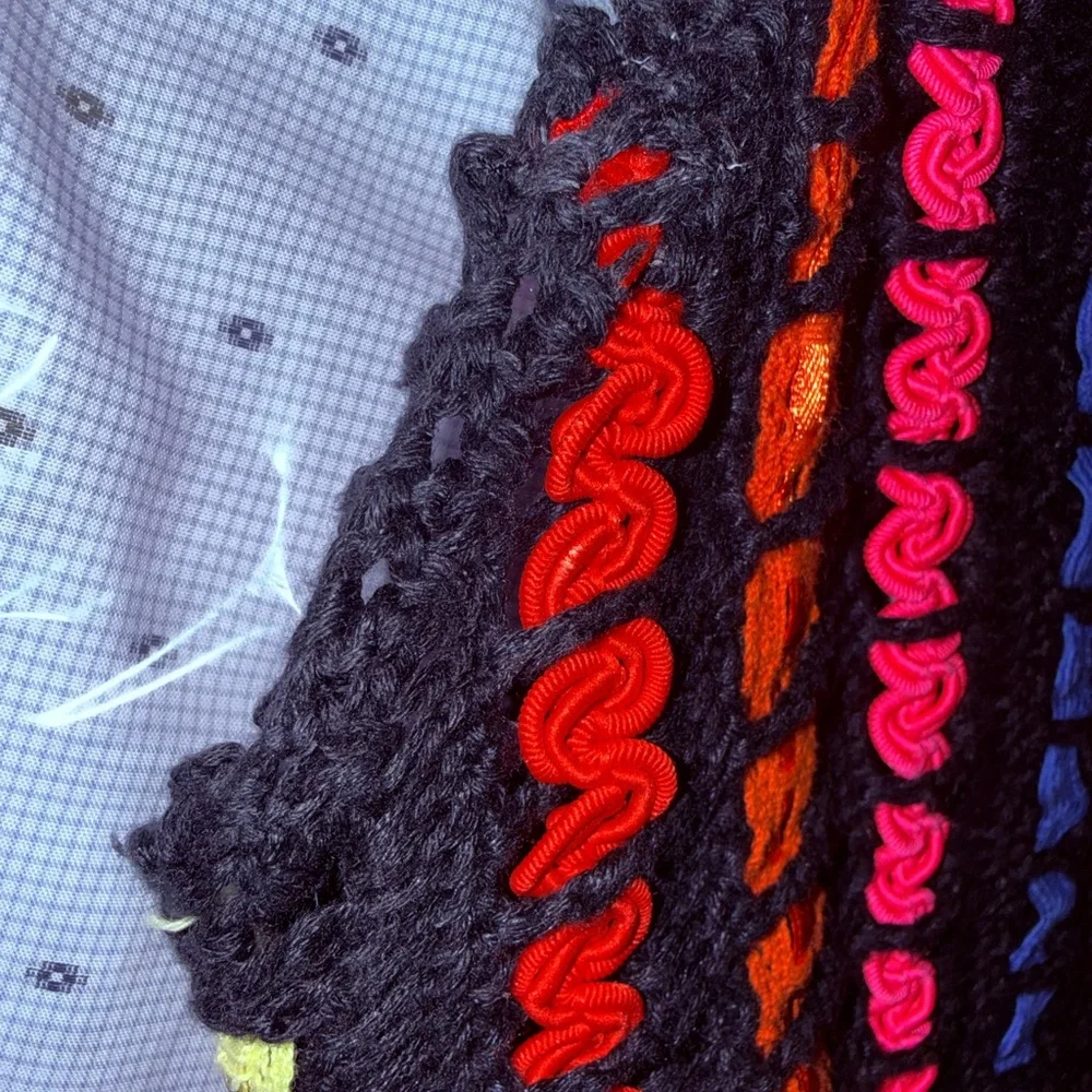 Alice + Olivia Lorri Crochet Crop Tank Top Black/Multi Size L - Picture 11 of 11